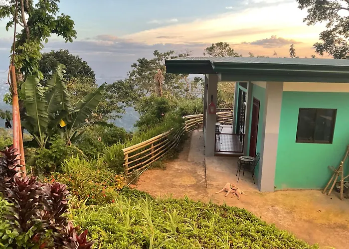 Anza At Threesome Cafe Holiday home