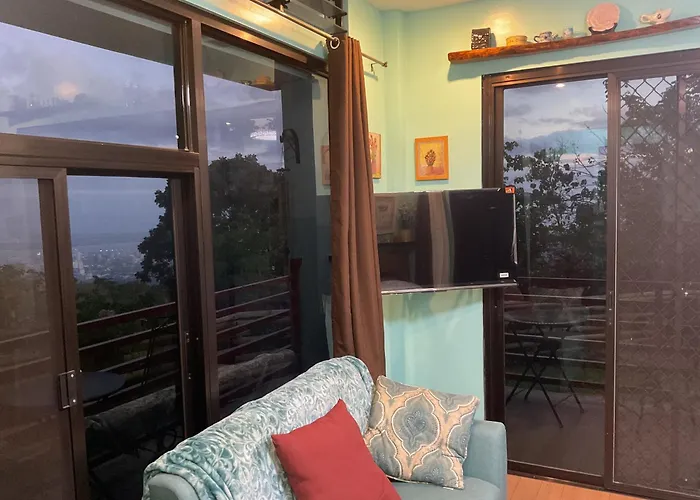 Holiday home Anza At Threesome Cafe Cebu